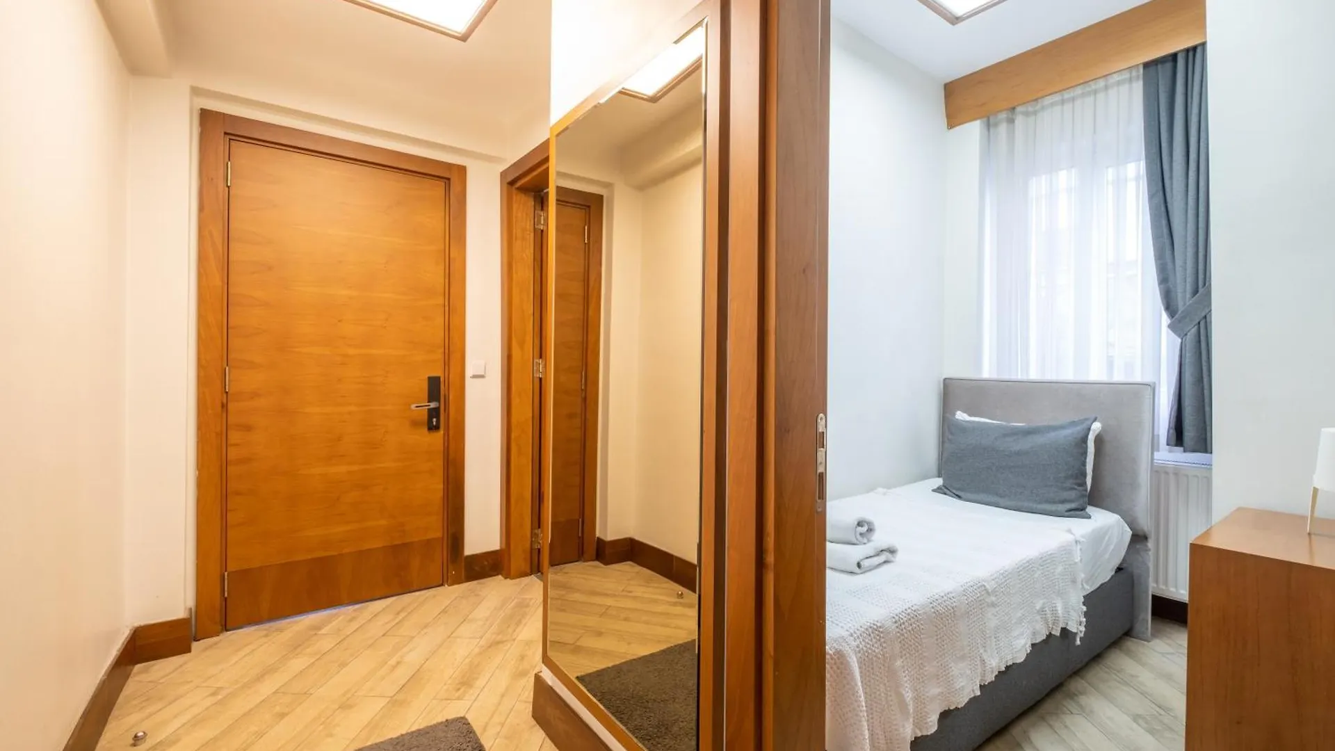 Istanbul Dream View Suites 3*,  Turkey